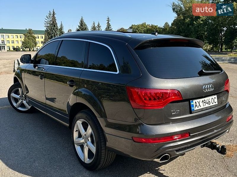 Внедорожник / Кроссовер Audi Q7 2014 в Лозовой