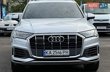 Audi Q7  2022