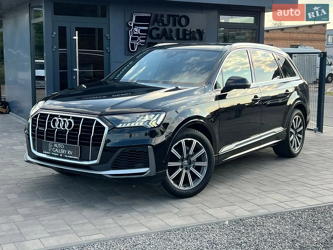 2020 Audi Q7 - фото 1