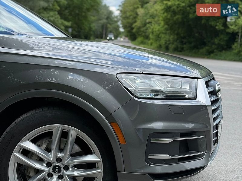 Позашляховик / Кросовер Audi Q7 2016 в Полтаві