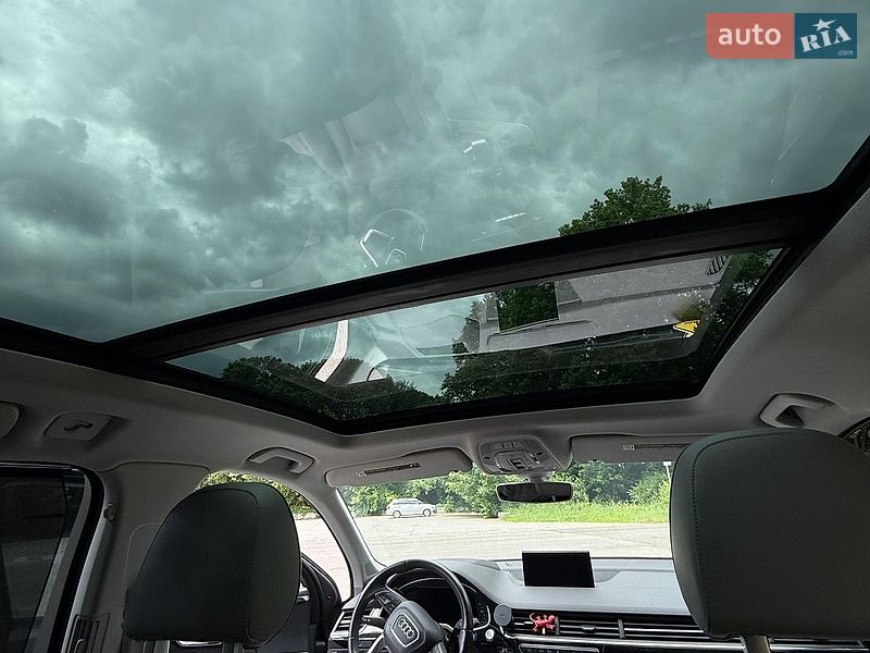 Позашляховик / Кросовер Audi Q7 2016 в Полтаві