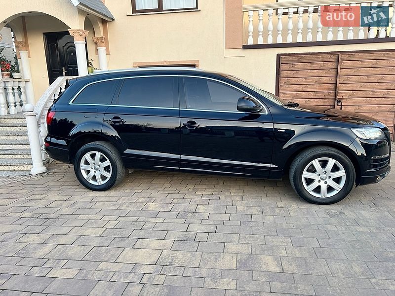 Внедорожник / Кроссовер Audi Q7 2009 в Стрые