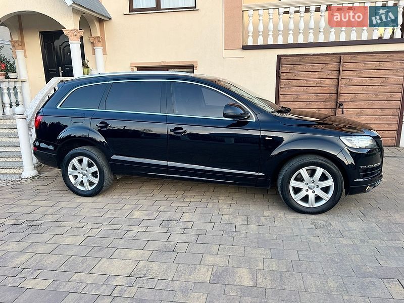 Внедорожник / Кроссовер Audi Q7 2009 в Стрые