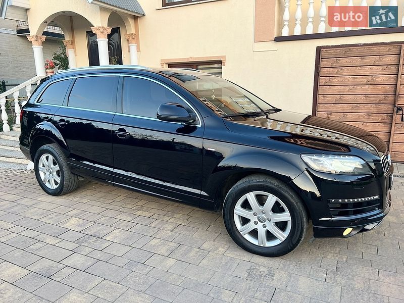 Внедорожник / Кроссовер Audi Q7 2009 в Стрые