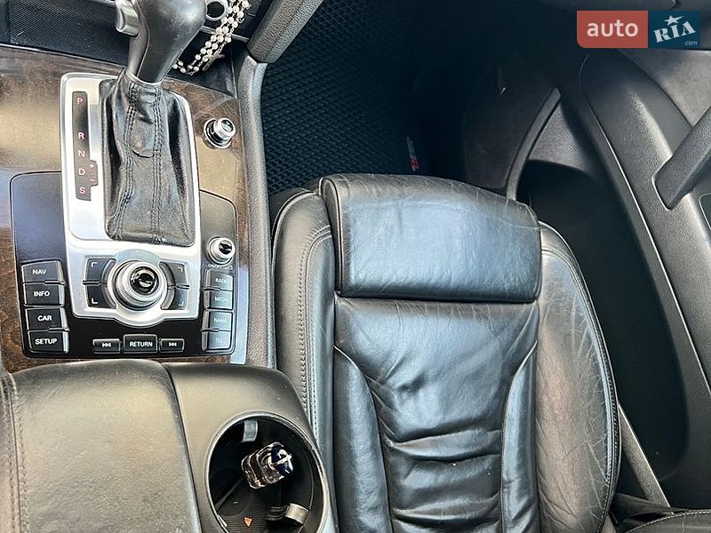 Внедорожник / Кроссовер Audi Q7 2009 в Стрые