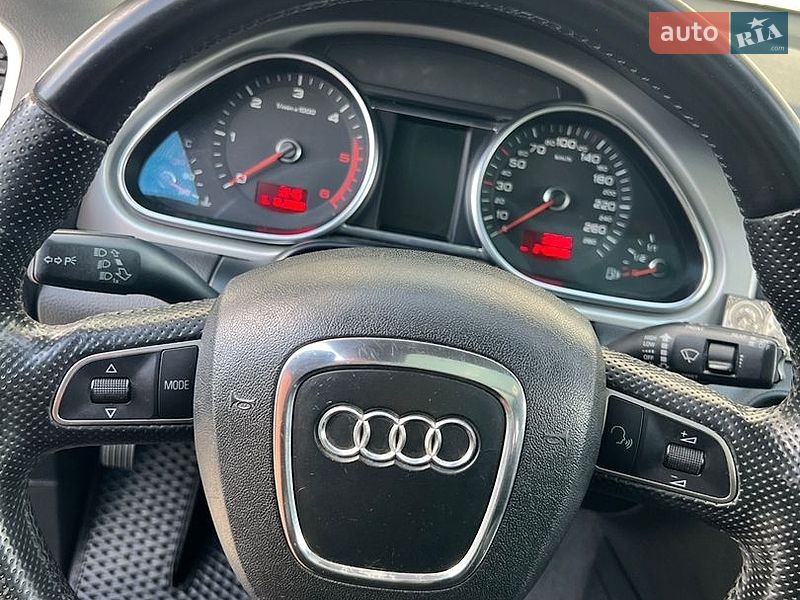 Внедорожник / Кроссовер Audi Q7 2009 в Стрые
