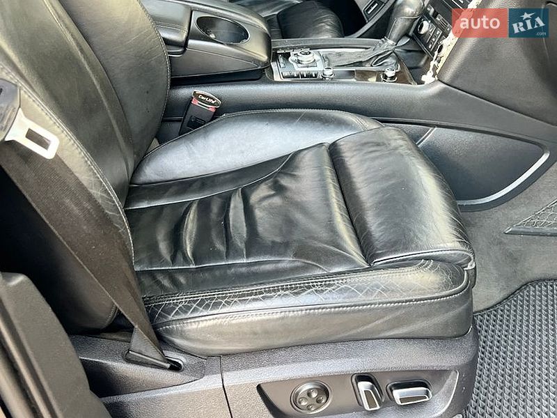 Внедорожник / Кроссовер Audi Q7 2009 в Стрые
