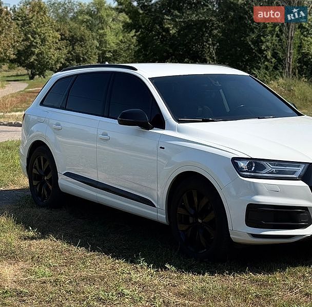 Audi Q7 2017