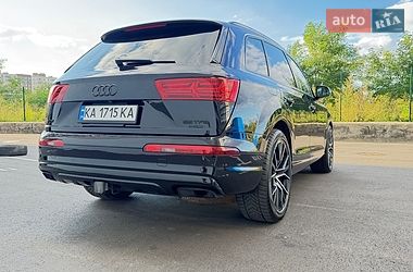 Внедорожник / Кроссовер Audi Q7 2018 в Киеве