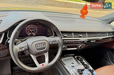 Внедорожник / Кроссовер Audi Q7 2018 в Киеве