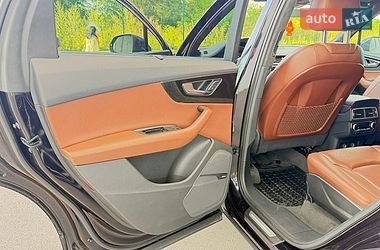 Внедорожник / Кроссовер Audi Q7 2018 в Киеве