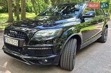 Audi Q7  2011