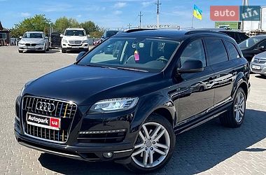 Audi Q7  2011
