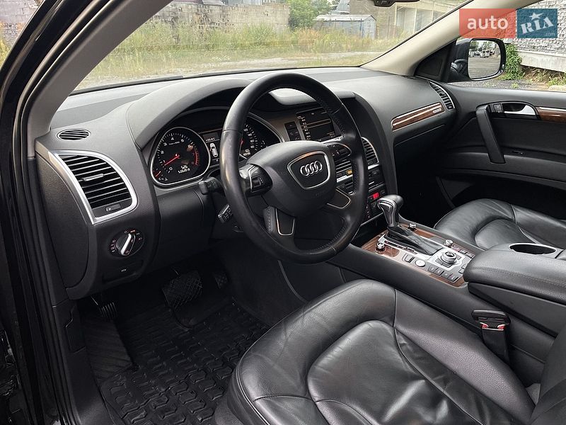 Внедорожник / Кроссовер Audi Q7 2014 в Виннице