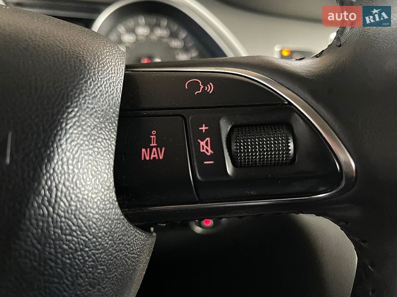 Внедорожник / Кроссовер Audi Q7 2014 в Виннице
