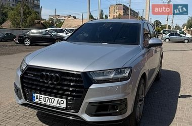 Audi Q7  2017