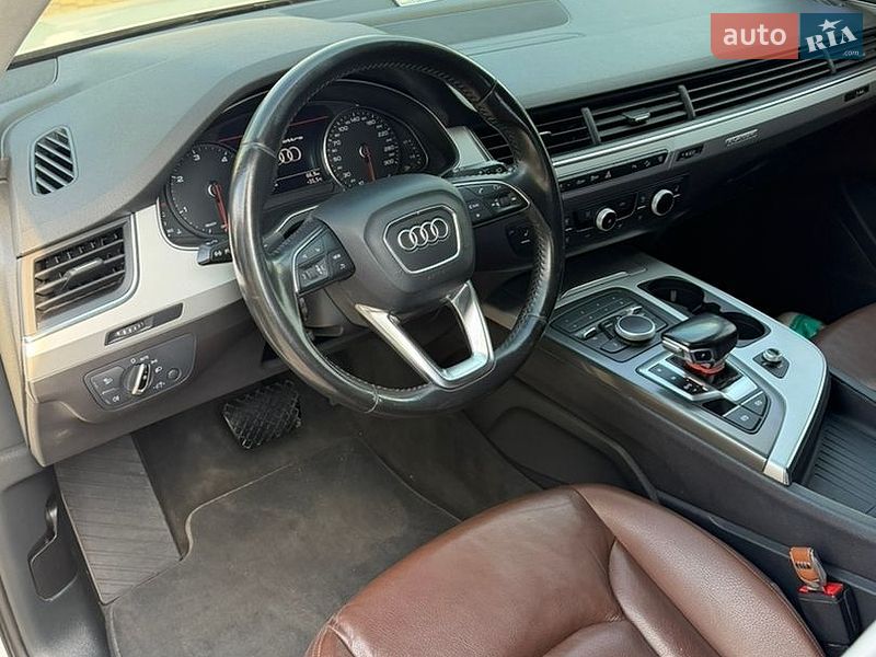 Позашляховик / Кросовер Audi Q7 2016 в Борисполі