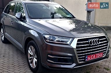 Audi Q7  2017