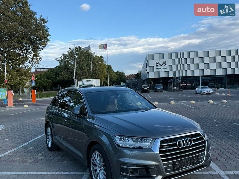 Внедорожник / Кроссовер Audi Q7 2016 в Одессе