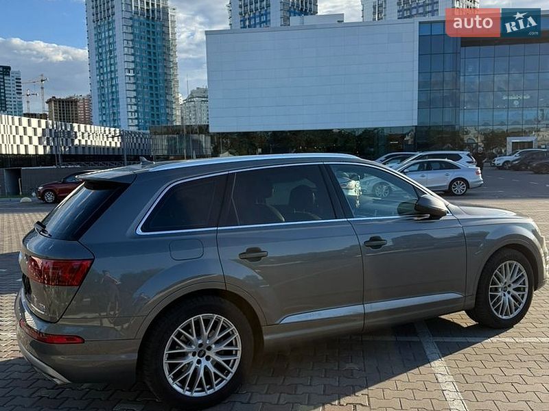 Внедорожник / Кроссовер Audi Q7 2016 в Одессе