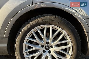 Внедорожник / Кроссовер Audi Q7 2016 в Одессе