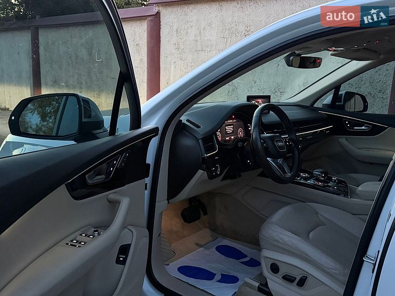 Внедорожник / Кроссовер Audi Q7 2016 в Ковеле