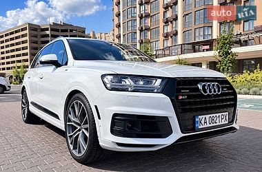 Audi Q7  2019