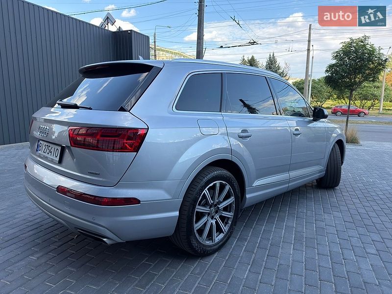Внедорожник / Кроссовер Audi Q7 2019 в Полтаве