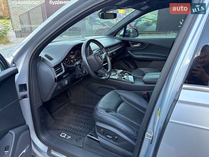 Внедорожник / Кроссовер Audi Q7 2019 в Полтаве