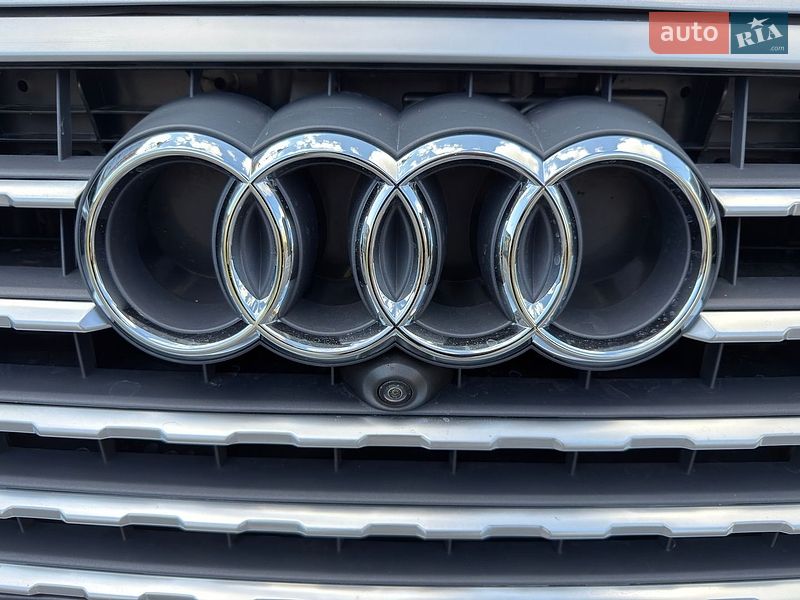Внедорожник / Кроссовер Audi Q7 2019 в Полтаве