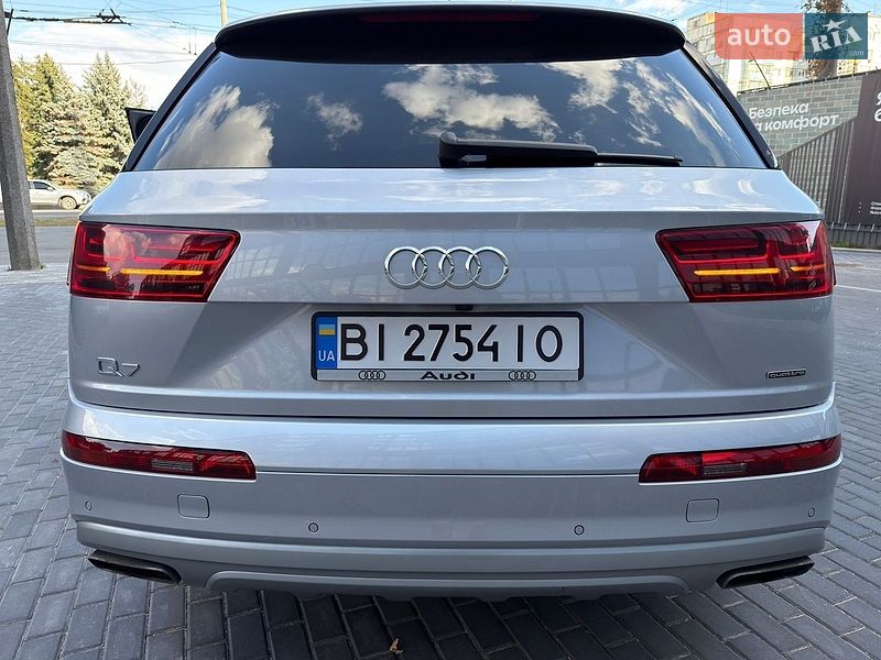 Внедорожник / Кроссовер Audi Q7 2019 в Полтаве