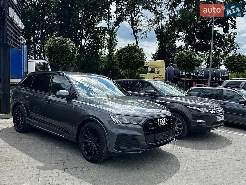 Audi Q7