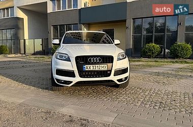 Audi Q7  2014