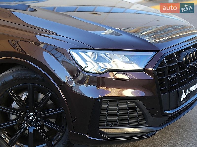 Позашляховик / Кросовер Audi Q7 2022 в Києві