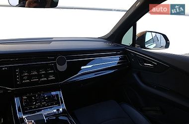 Позашляховик / Кросовер Audi Q7 2022 в Києві