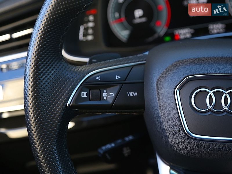 Позашляховик / Кросовер Audi Q7 2022 в Києві