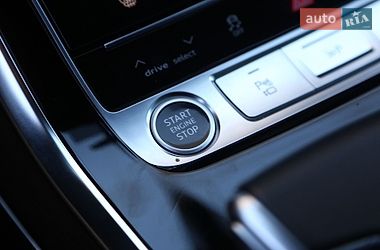 Позашляховик / Кросовер Audi Q7 2022 в Києві