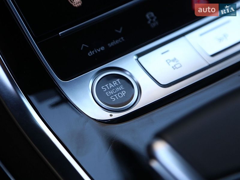 Позашляховик / Кросовер Audi Q7 2022 в Києві
