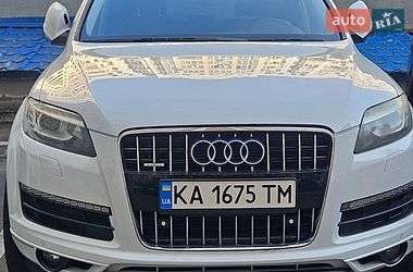 Внедорожник / Кроссовер Audi Q7 2015 в Киеве