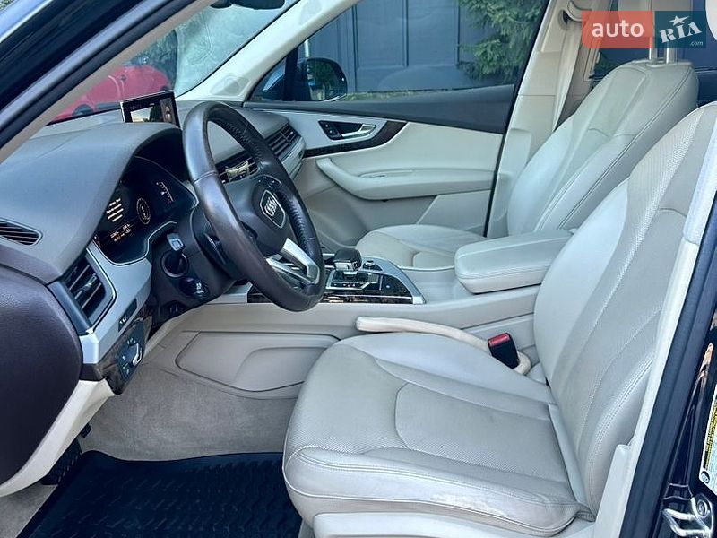 Внедорожник / Кроссовер Audi Q7 2017 в Львове