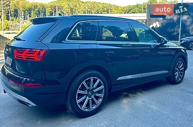 Внедорожник / Кроссовер Audi Q7 2017 в Львове