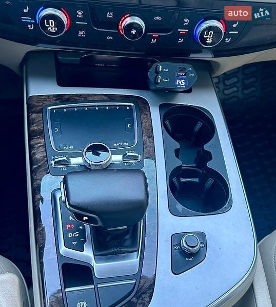 Внедорожник / Кроссовер Audi Q7 2017 в Львове