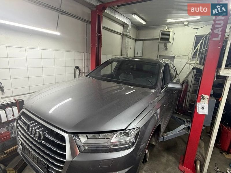 Позашляховик / Кросовер Audi Q7 2016 в Одесі