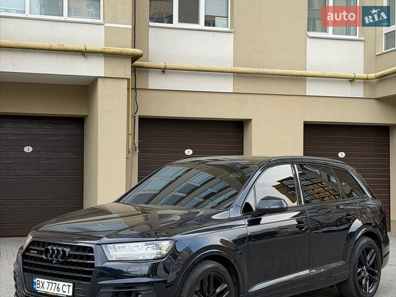 Внедорожник / Кроссовер Audi Q7 2017 в Хмельницком
