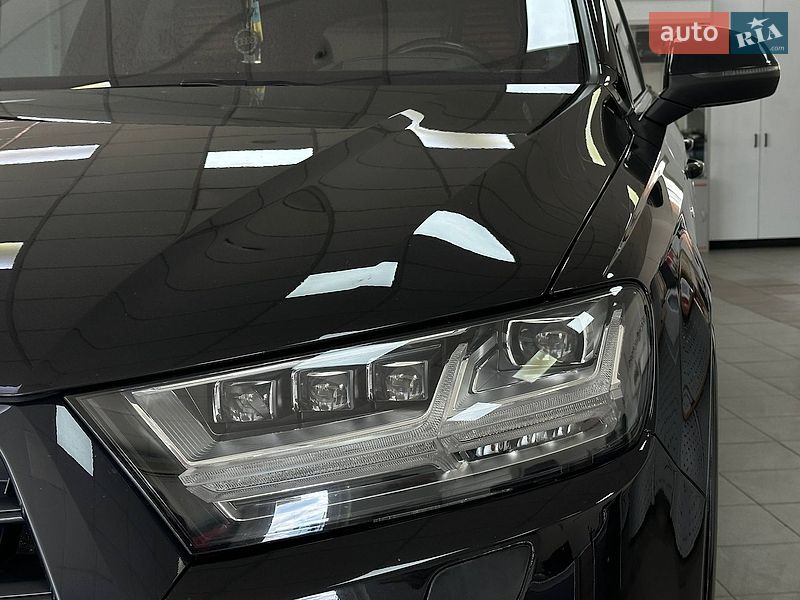 Внедорожник / Кроссовер Audi Q7 2018 в Киеве