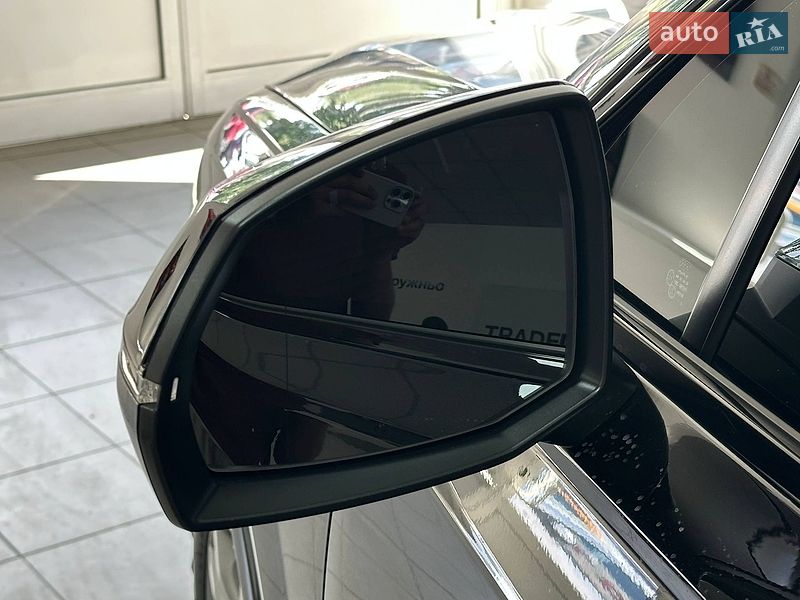 Внедорожник / Кроссовер Audi Q7 2018 в Киеве