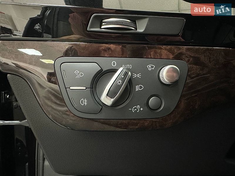 Внедорожник / Кроссовер Audi Q7 2018 в Киеве