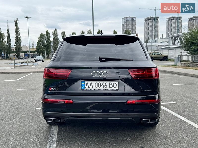 Позашляховик / Кросовер Audi Q7 2016 в Києві фото 9 Позашляховик / Кросовер Audi Q7 2016 в Києві