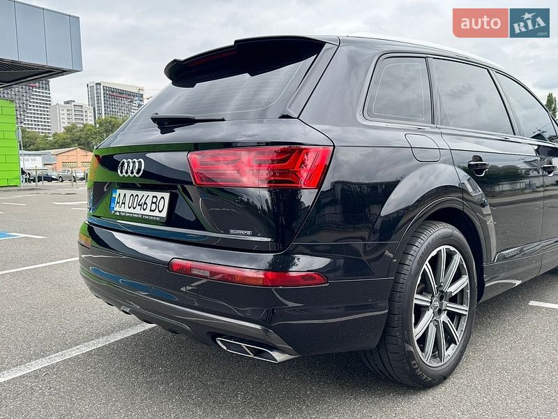 Позашляховик / Кросовер Audi Q7 2016 в Києві фото 13 Позашляховик / Кросовер Audi Q7 2016 в Києві
