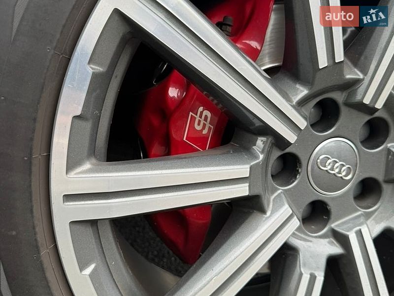 Позашляховик / Кросовер Audi Q7 2016 в Києві фото 20 Позашляховик / Кросовер Audi Q7 2016 в Києві